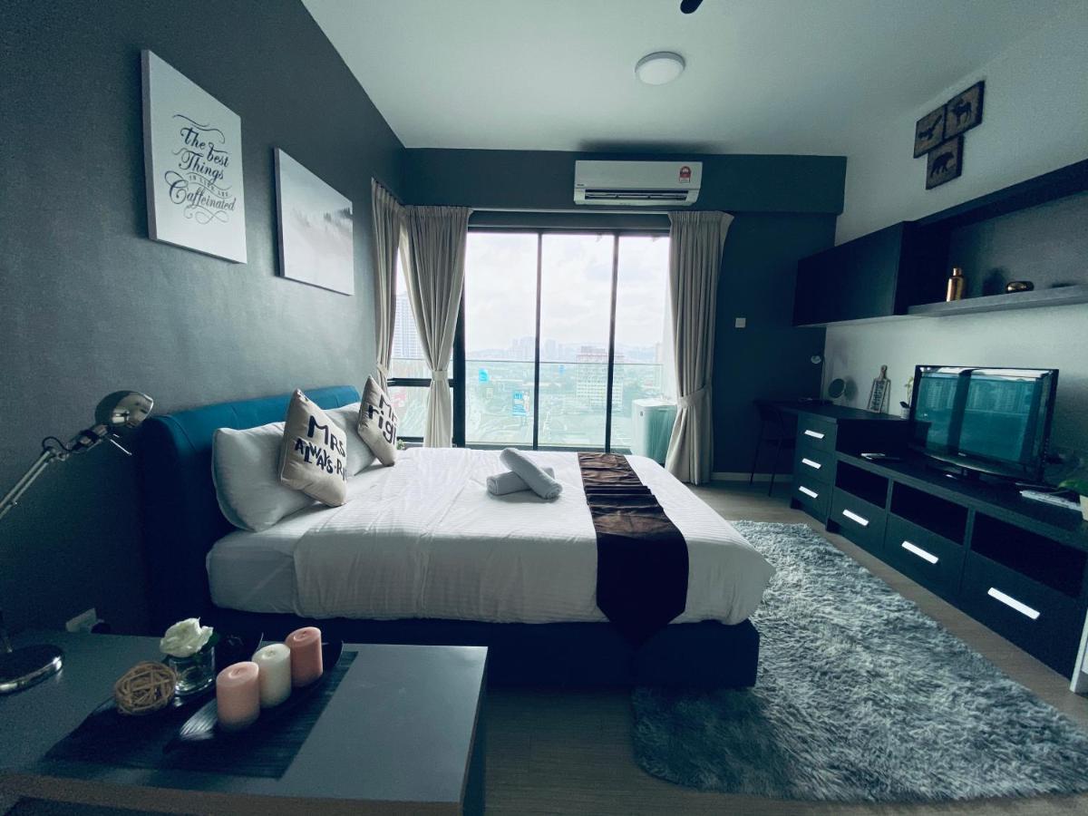 Lily & Loft - The Grand Sofo, Petaling Jaya Appartement Buitenkant foto