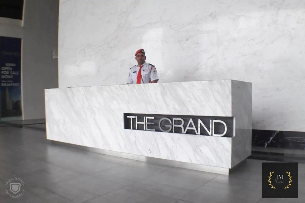 Lily & Loft - The Grand Sofo, Petaling Jaya Appartement Buitenkant foto